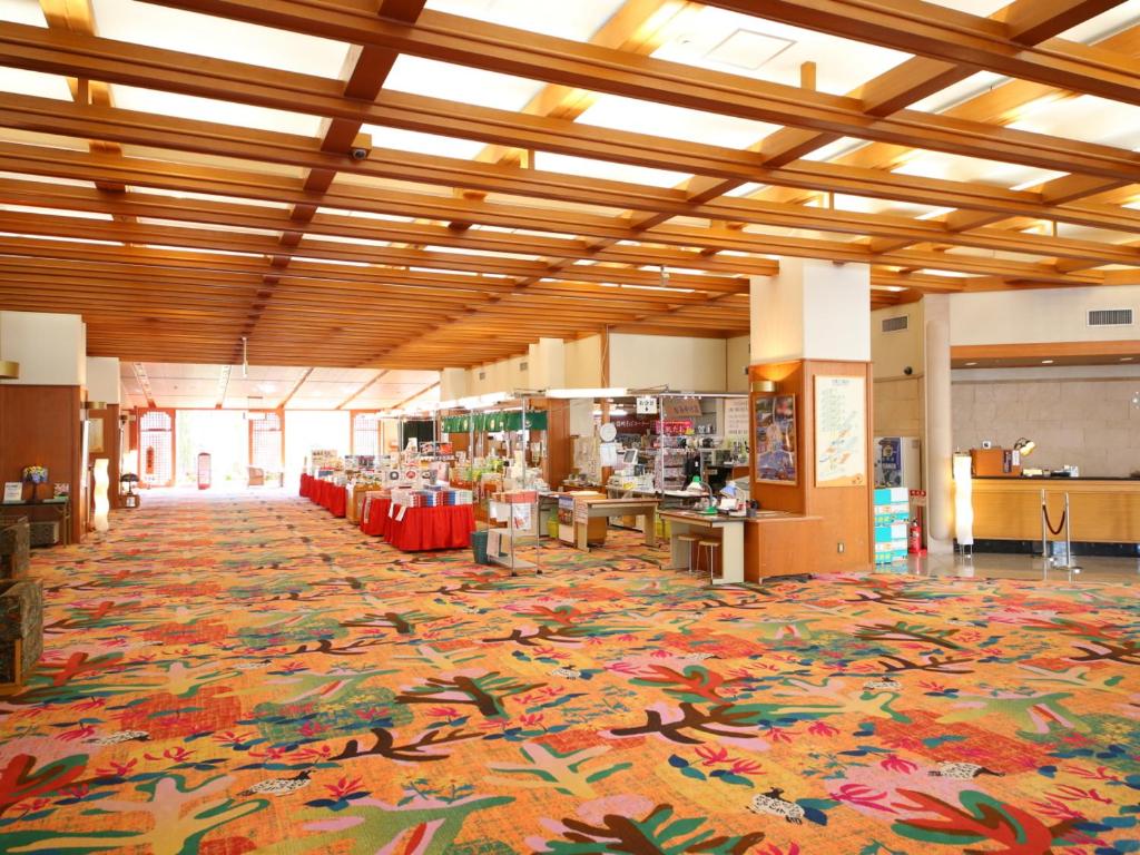 Tateyama Prince Hotel Colorful Lobby
