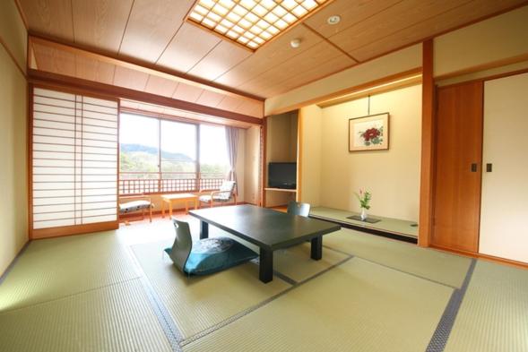 Tateyama Prince Hotel Tatami Room Tea Table