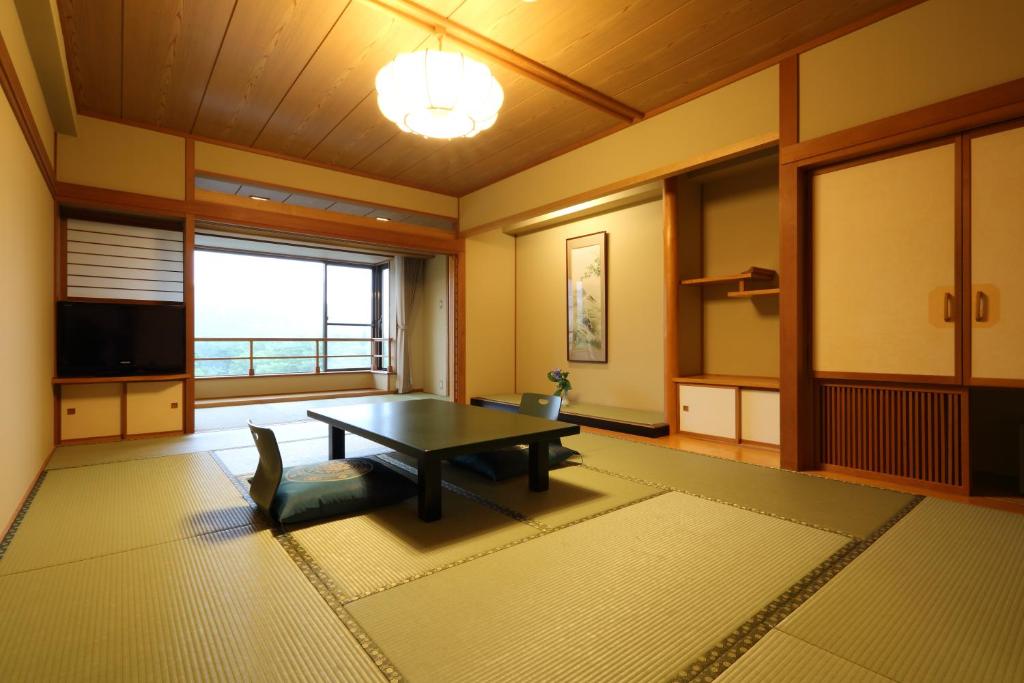 Tateyama Prince Hotel Tatami Room View