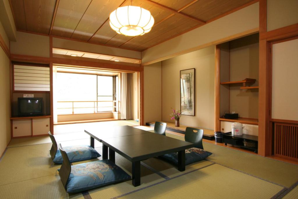 Tateyama Prince Hotel Tatami Room