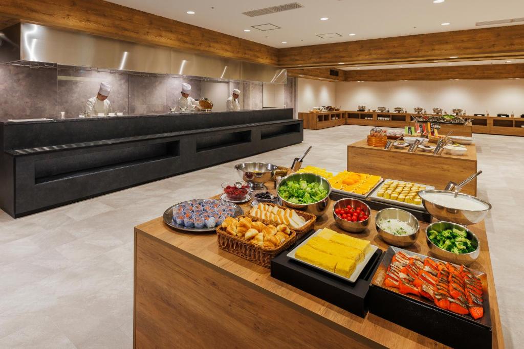 Tendo Hotel Buffet Breakfast