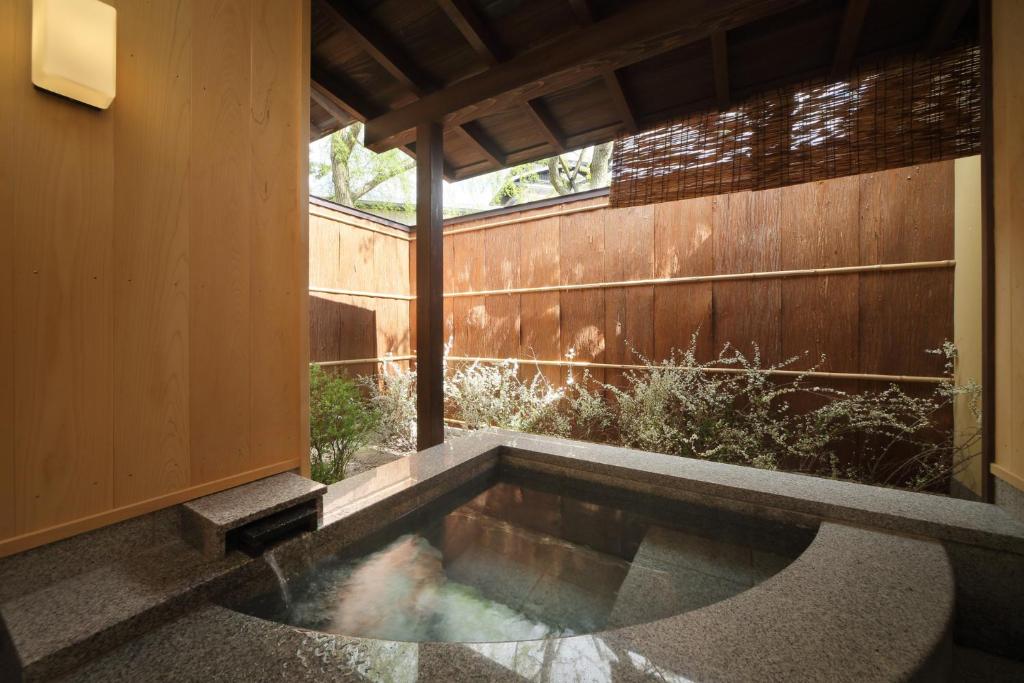 Tendo So Open Air Bath