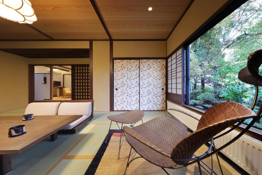 Tendo So Tatami Room And Garden View