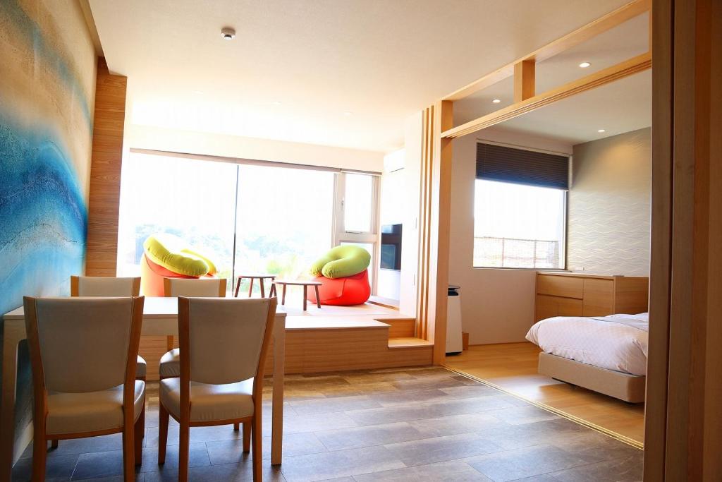 Toba Grand Hotel Modern Room