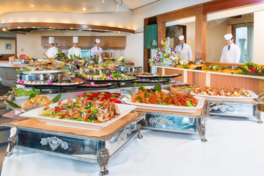 Toba Seaside Hotel Buffet
