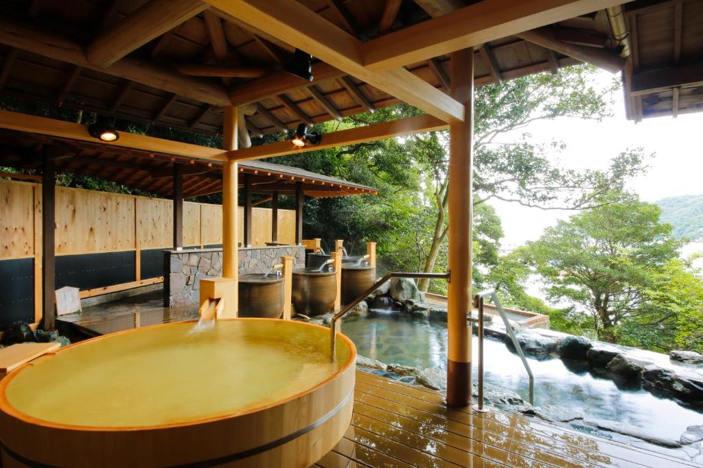 Todaya Open Air Onsen