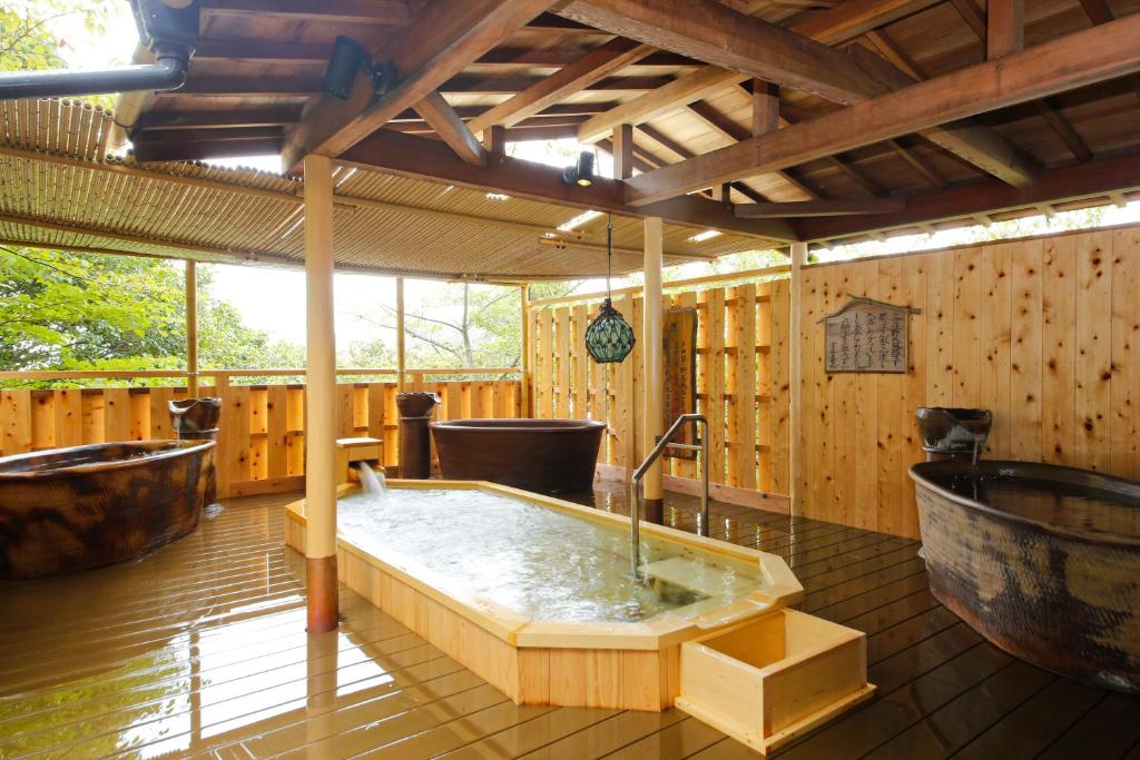 Todaya Outdoor Onsen