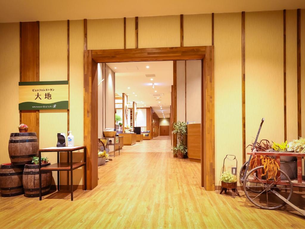 Tokachigawa Onsen Sasai Hotel Entrance Hallway