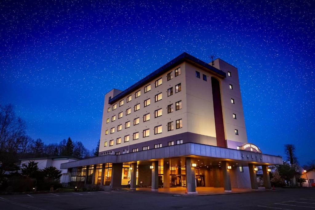 Tokachigawa Onsen Sasai Hotel Exterior Night