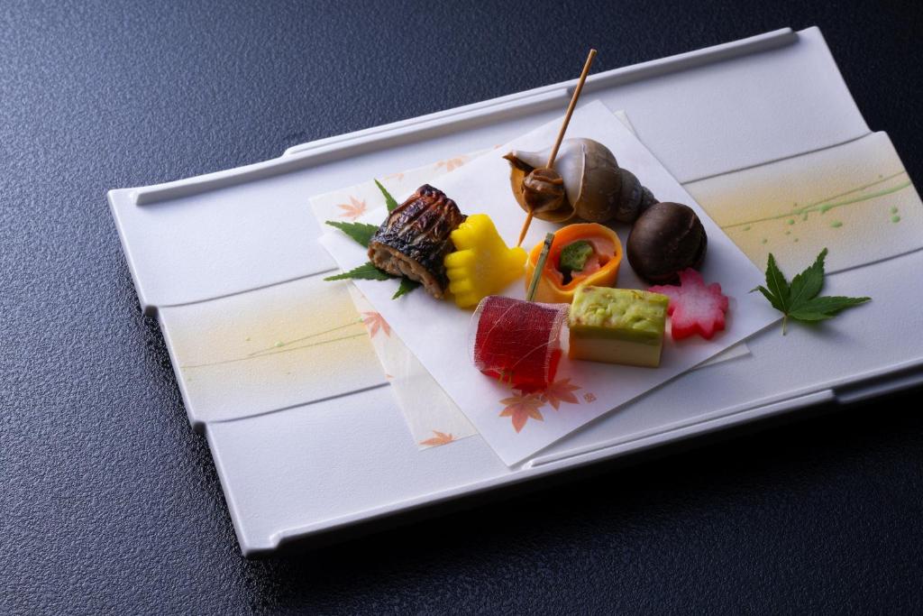 Tokiwa Bekkan Kaiseki Dish