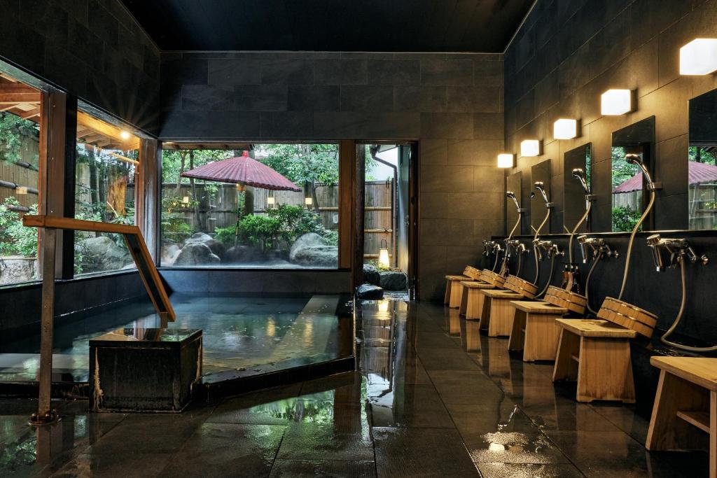 Tokiwabekkan Onsen Bath
