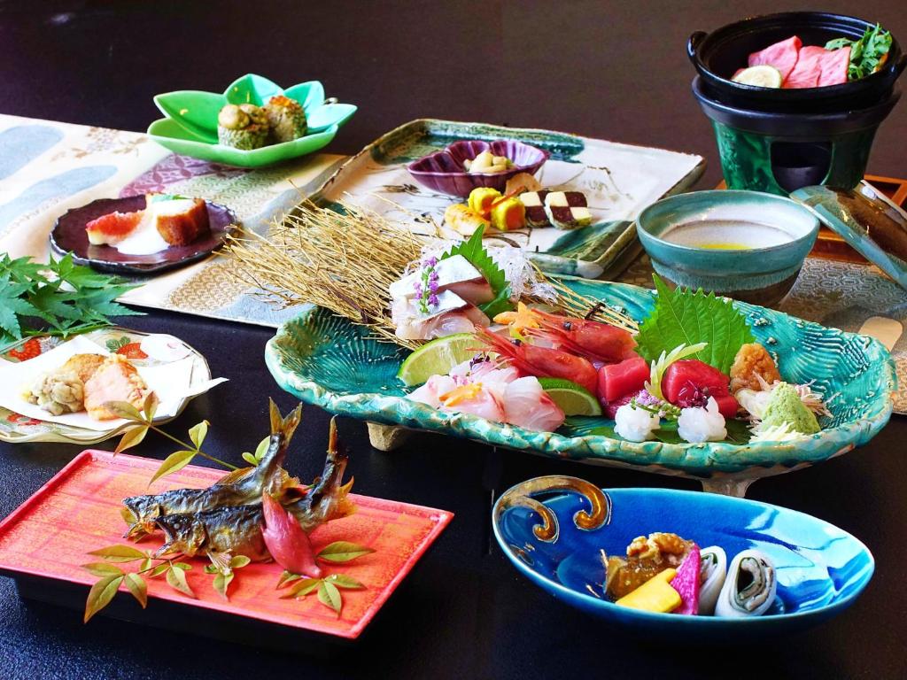 Torigoe Inn Sanrakuen Kaiseki Meal