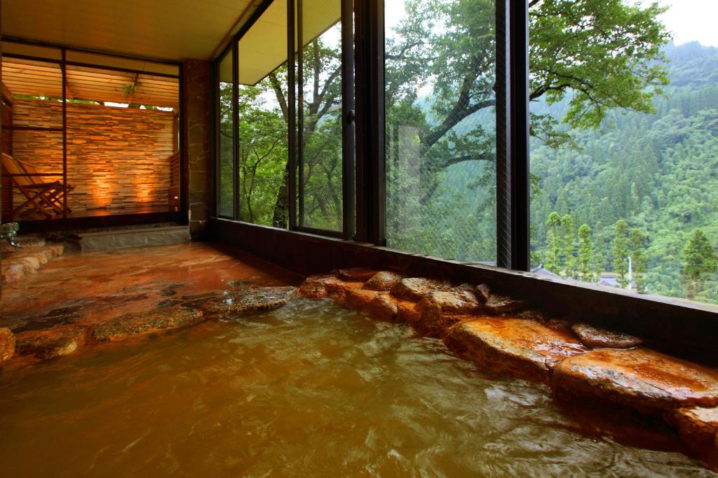 Torigoe Inn Sanrakuen Onsen Bath
