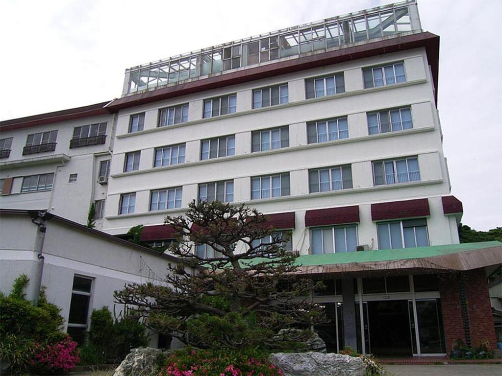 Toshijima Onsen Suzunami Exterior