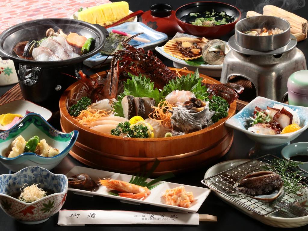 Toshijima Onsen Suzunami Kaiseki Meal