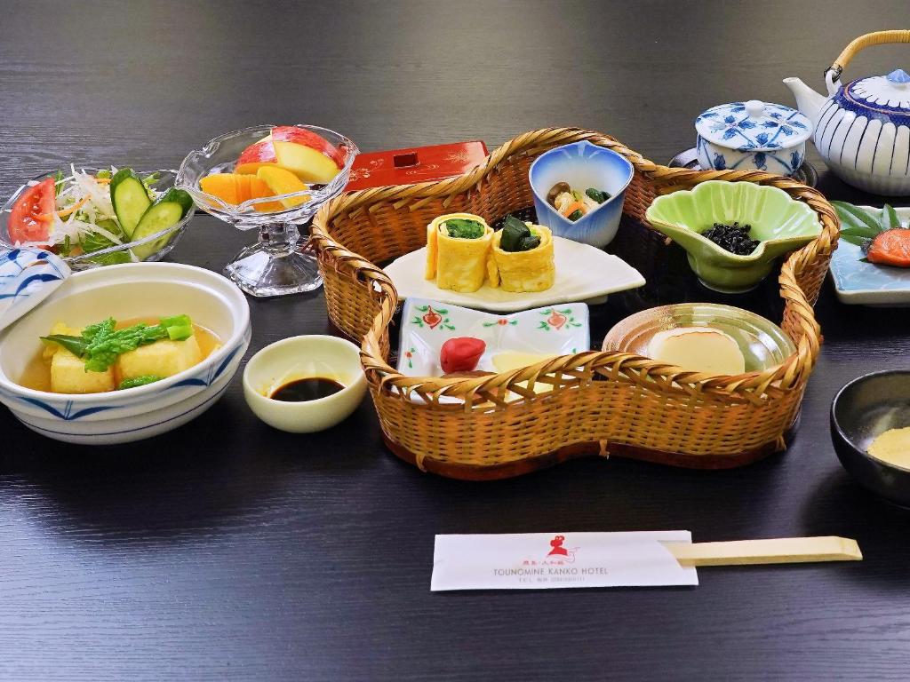 Tounomine Kanko Hotel Japanese Meal
