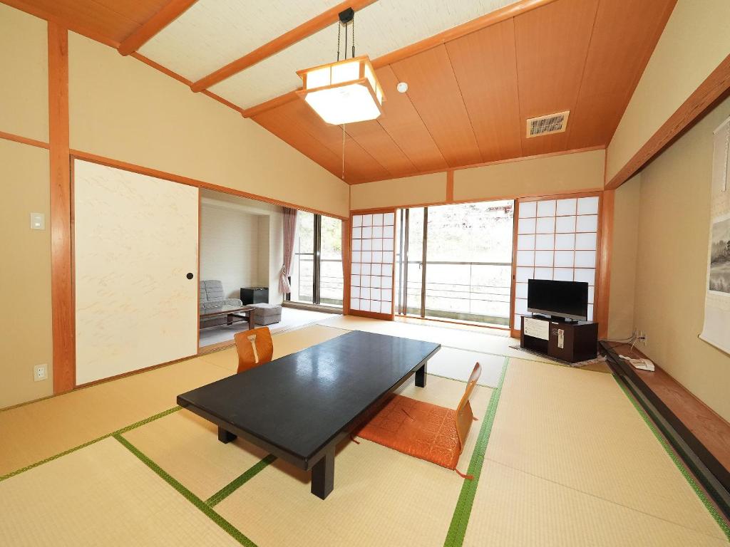 Tounomine Kanko Hotel Tatami Room
