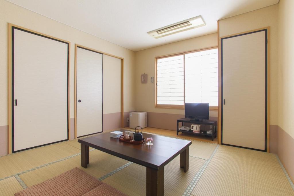 Towa Machiya Suite Tatami Room Tea Table Tv