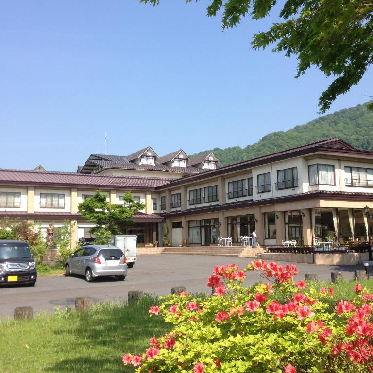 Towadako Lakeside Hotel Exterior