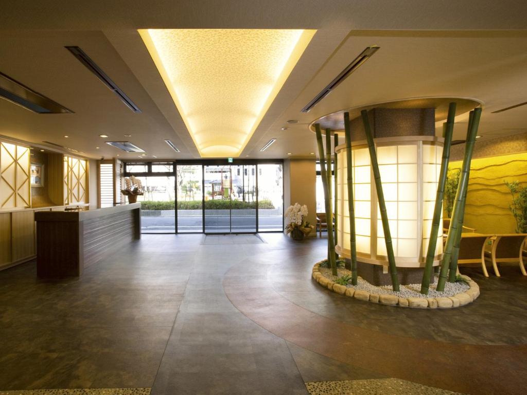 Traditional Japanese Ryokan Hirashin Kyoto Lobby