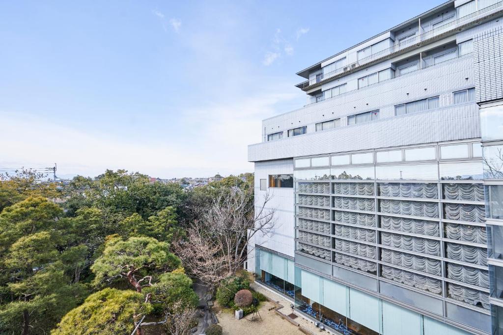 Tsukasa Royal Hotel Exterior Garden