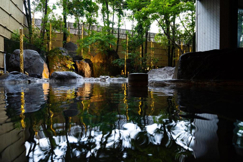 Tsukasa Royal Hotel Outdoor Onsen