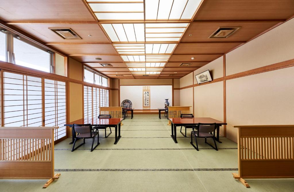 Tsukasa Royal Hotel Tatami Dining Room