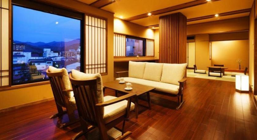 Tsukioka Onsen Mashu Lounge Tatami Room
