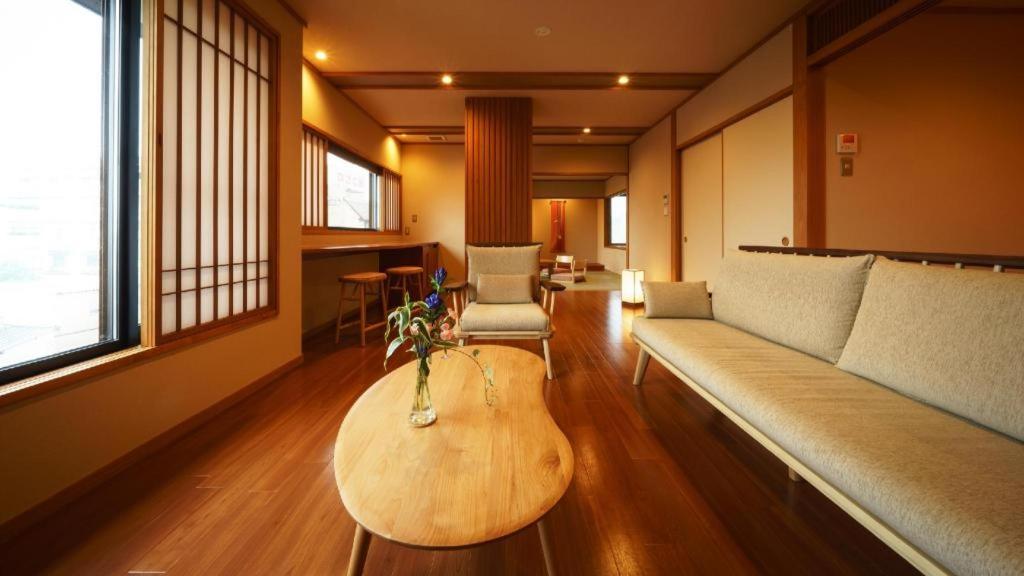 Tsukioka Onsen Mashu Modern Room