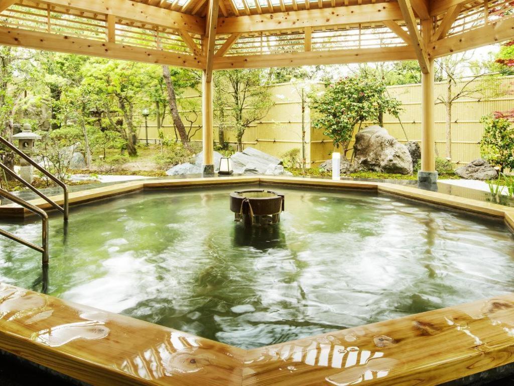 Tsukioka Onsen Mashu Outdoor Onsen