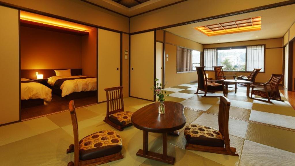 Tsukioka Onsen Mashu Tatami Room