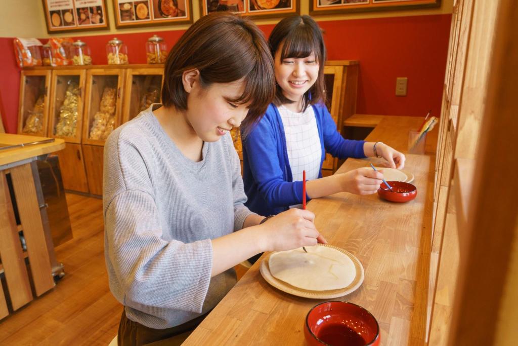 Tsukioka Onsen Yuasobi Yado Akebono Craft Activity