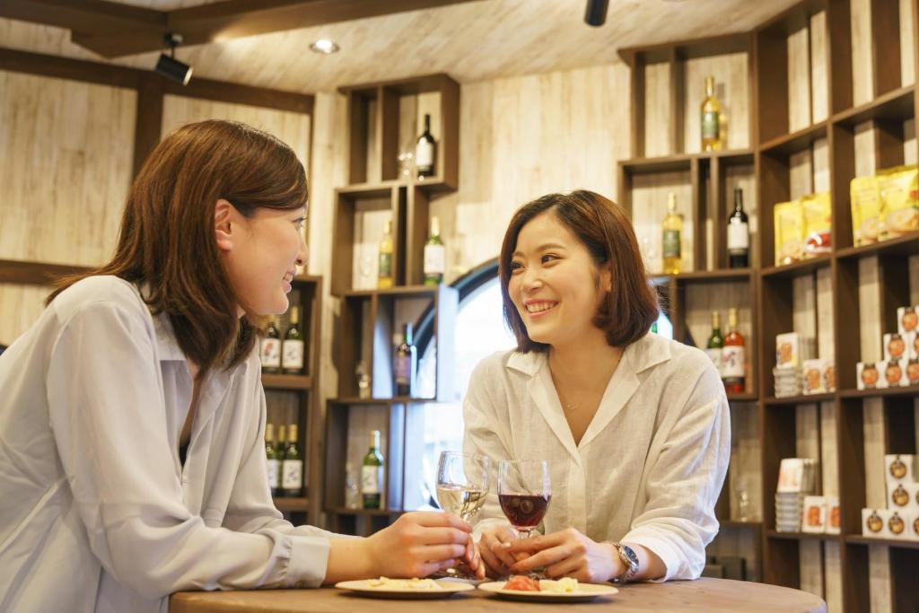 Tsukioka Onsen Yuasobi Yado Akebono Dining Lounge Conversation