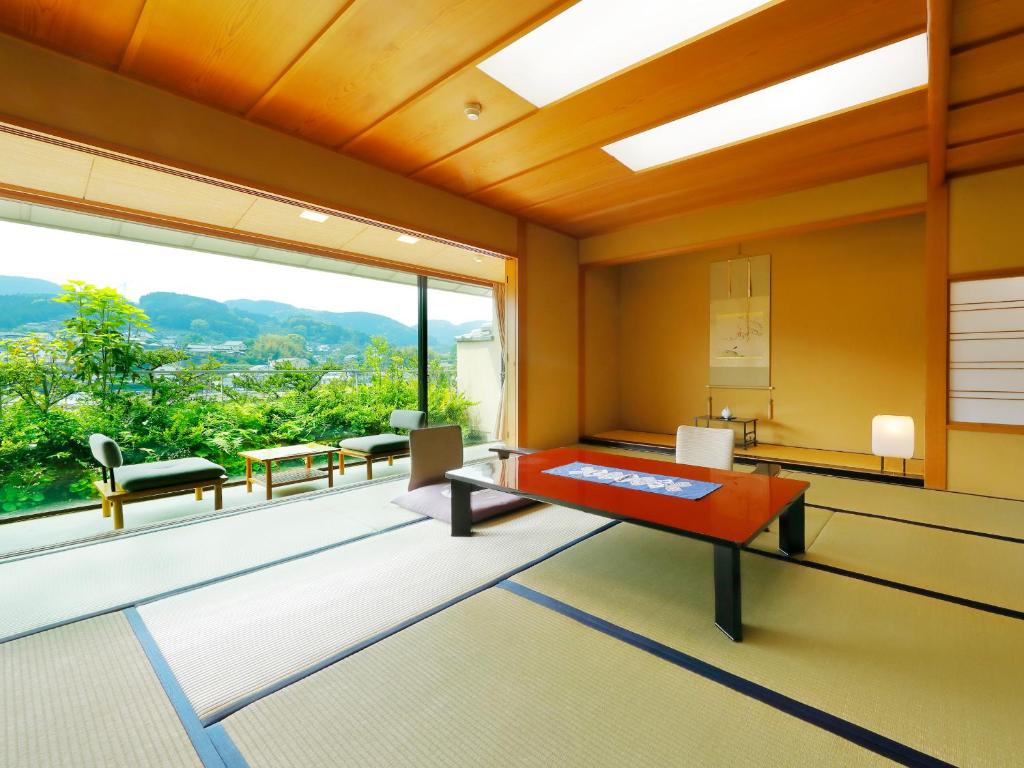 Ureshino Kanko Hotel Taishoya Traditional Room