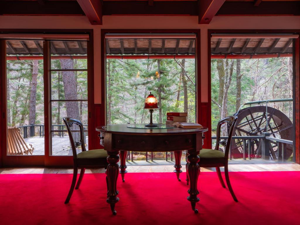 Wanosato Red Carpet Table Window View