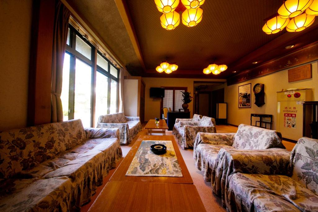 Wataya Ryokan Lounge Room