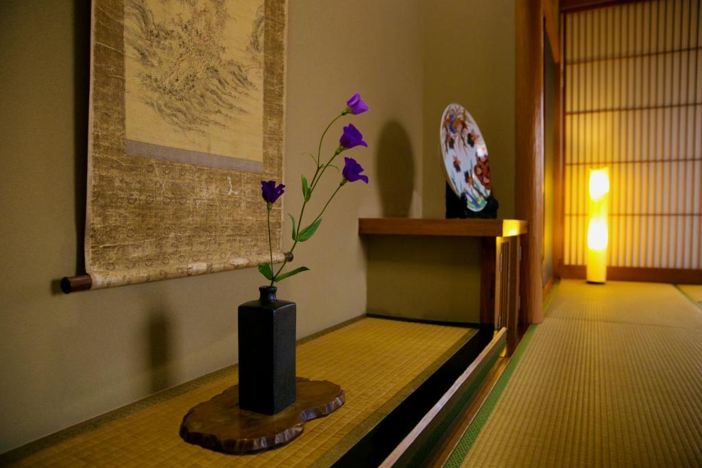 Wataya Tokonoma Flower Tatami