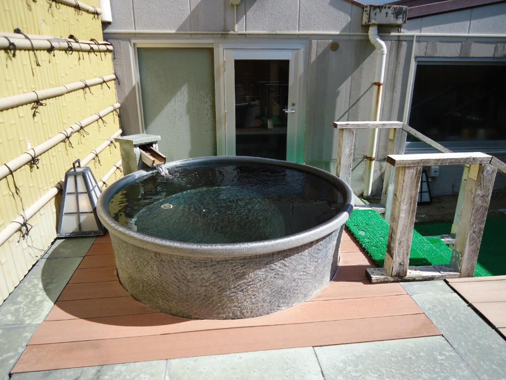 Yamagishi Ryokan Outdoor Onsen