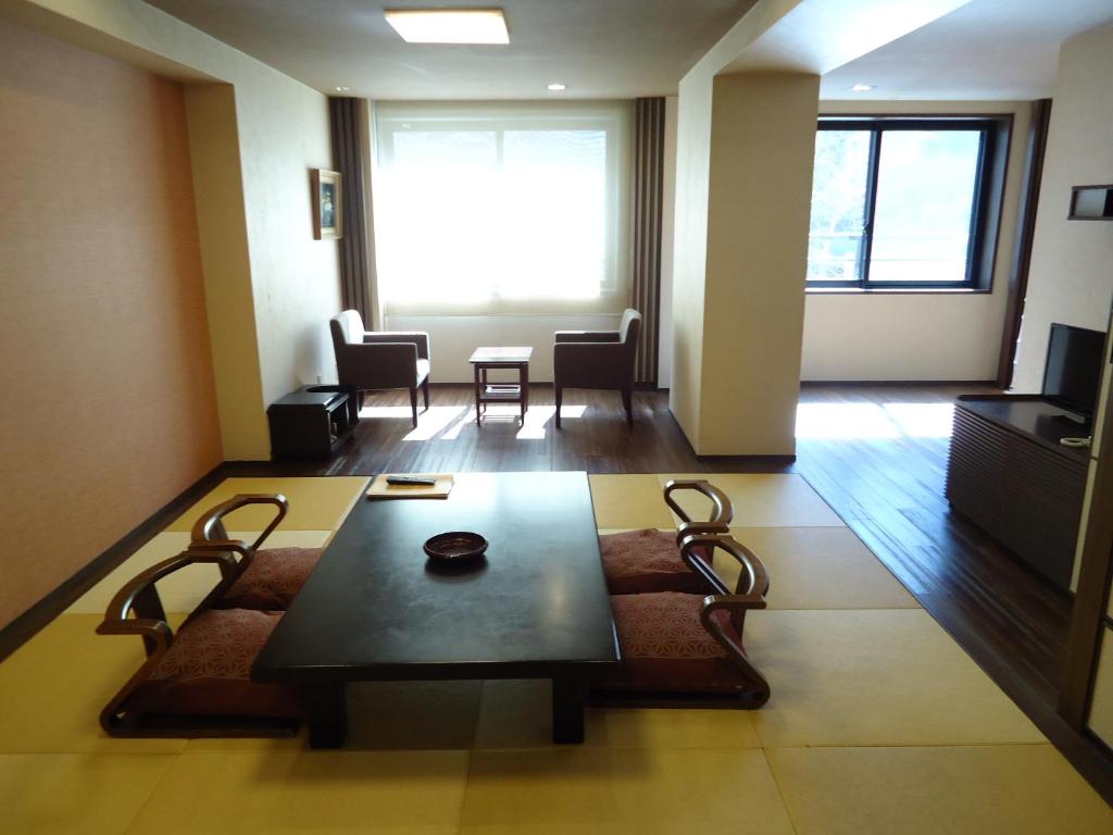 Yamagishi Ryokan Tatami Room Tea Table