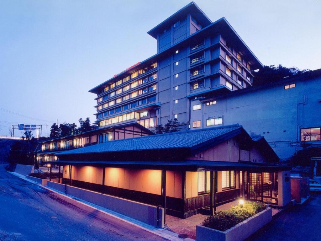 Yamamura Bekkan Exterior Night