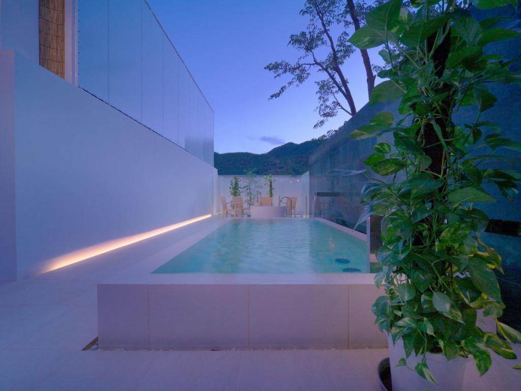 Yamamura Bekkan Outdoor Pool