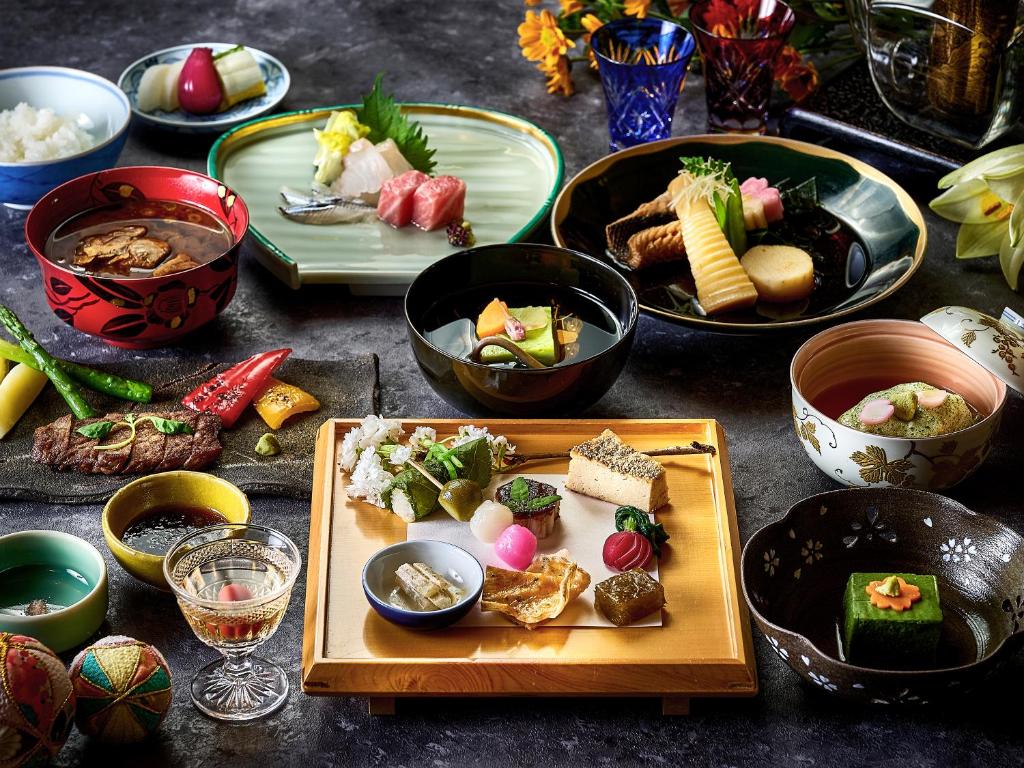 Yamatoya Besso Kaiseki Meal