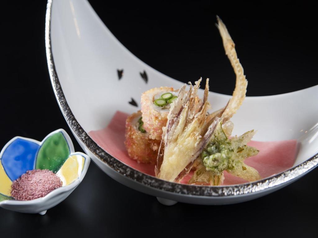 Yamatoya Honten Tempura Dish