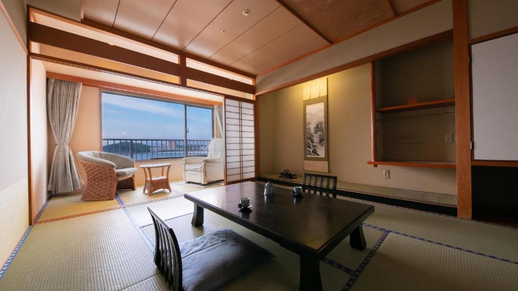 Yanagiya Tatami Room