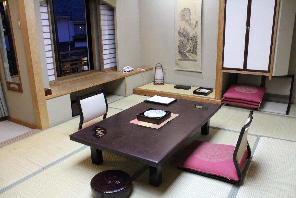 Yanagiya Traditional Tatami Room
