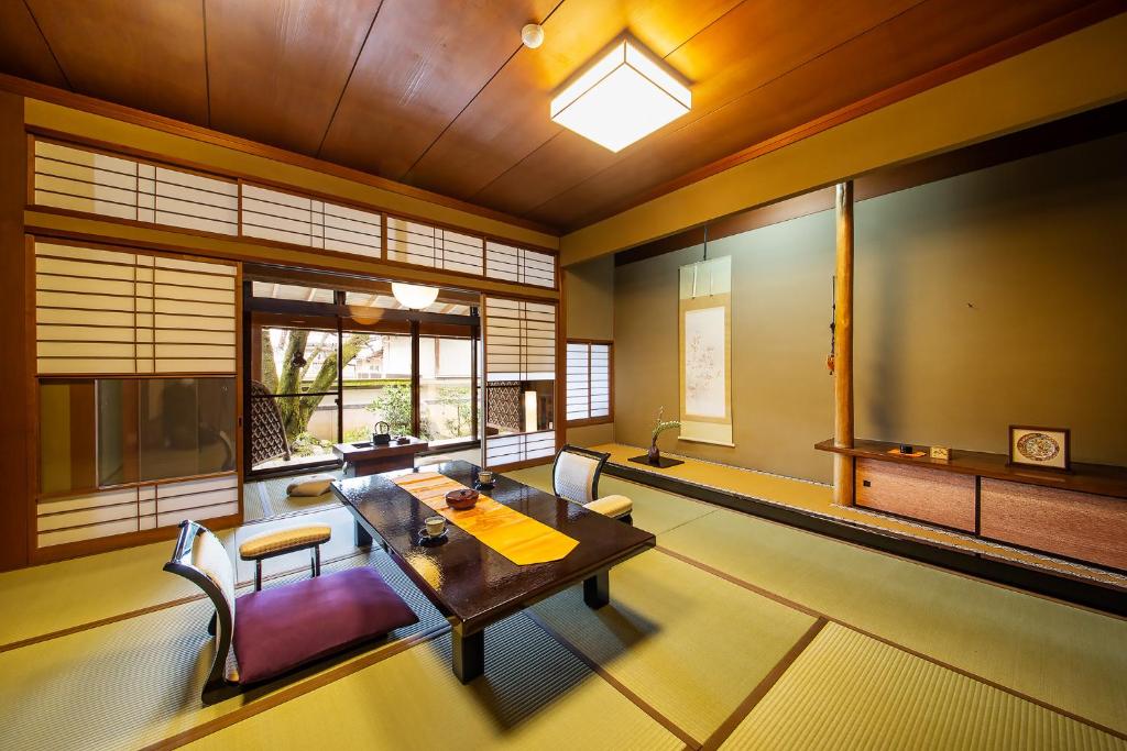 Yasui Ryokan Tatami Room