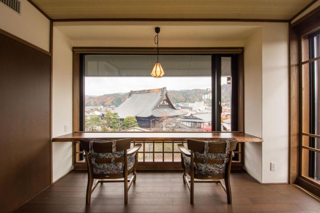 Yatsusankan Room View
