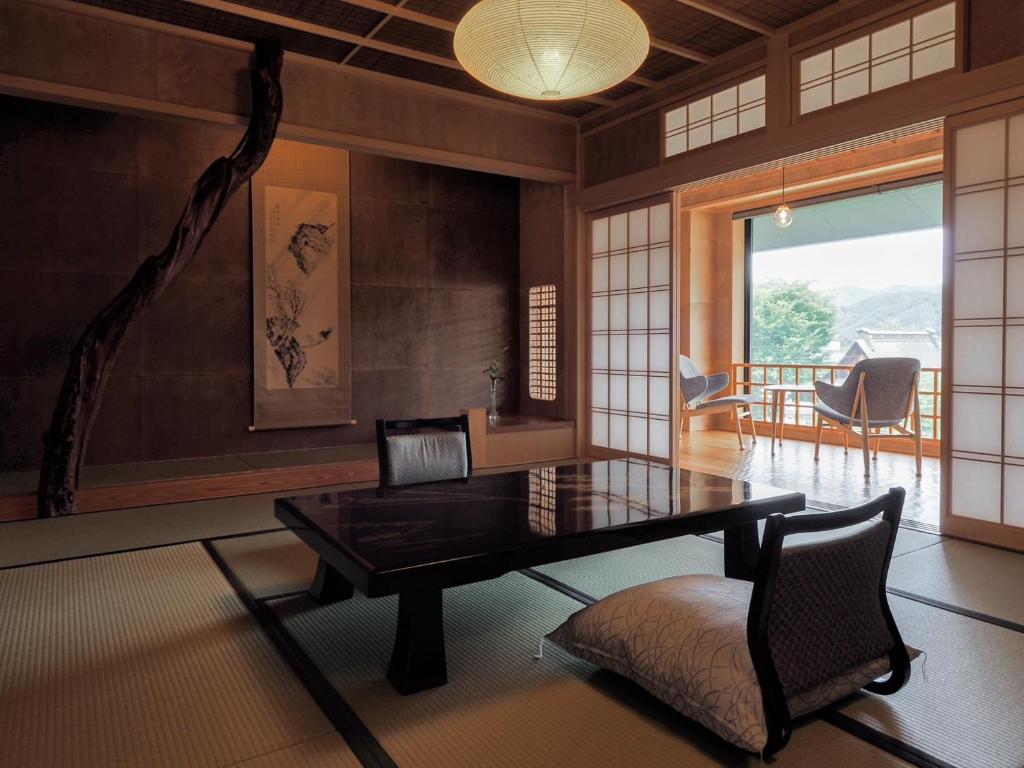Yatsusankan Tatami Room Tea Table