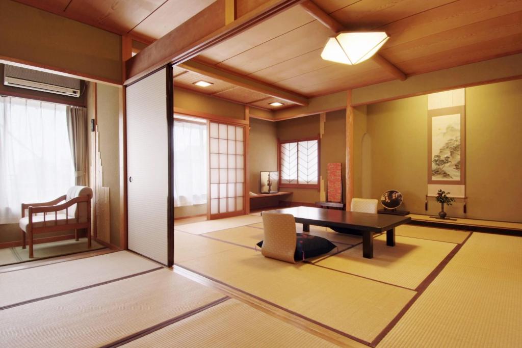 Yokikan Hotel Tatami Room Traditional
