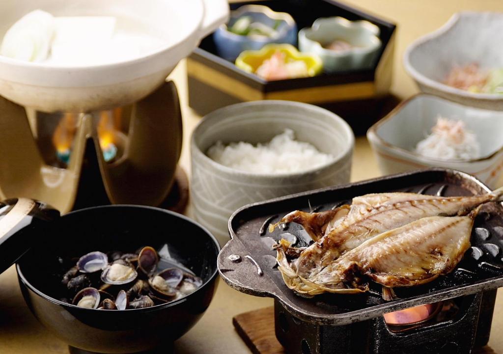 Yokikan Hotel Traditional Japanese Meal